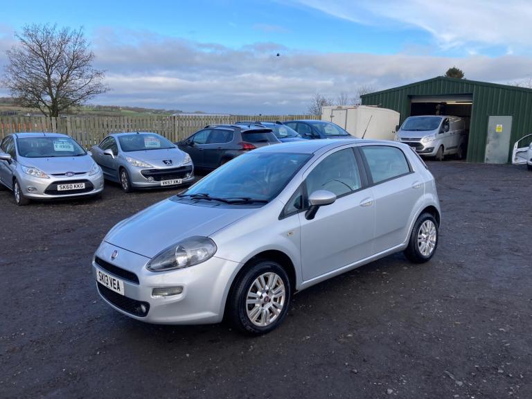 2013 Fiat Punto 1.2 Easy 5dr [Brio Pack] HATCHBACK Petrol Manual