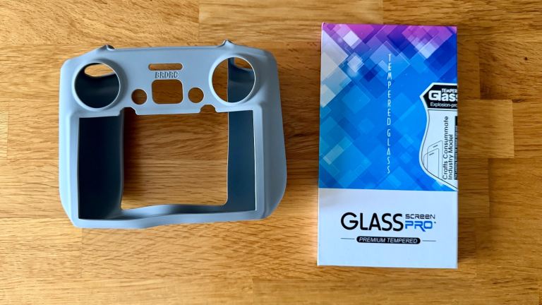 DJI Mini 4 Pro (Fly More Combo)   Six Batteries Cash On Collection / Monster Bundle!