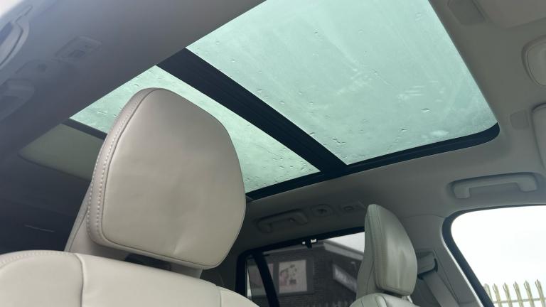 2023 Volvo XC90 2.0 T8 [455] RC PHEV Ultimate Dark 5dr AWD Gtron Estate Estate Hybrid Automatic