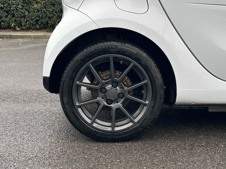 2021 smart fortwo 60kW EQ BRABUS Line 17kWh 2dr Auto [22kWCh] Hatchback Electric Automatic