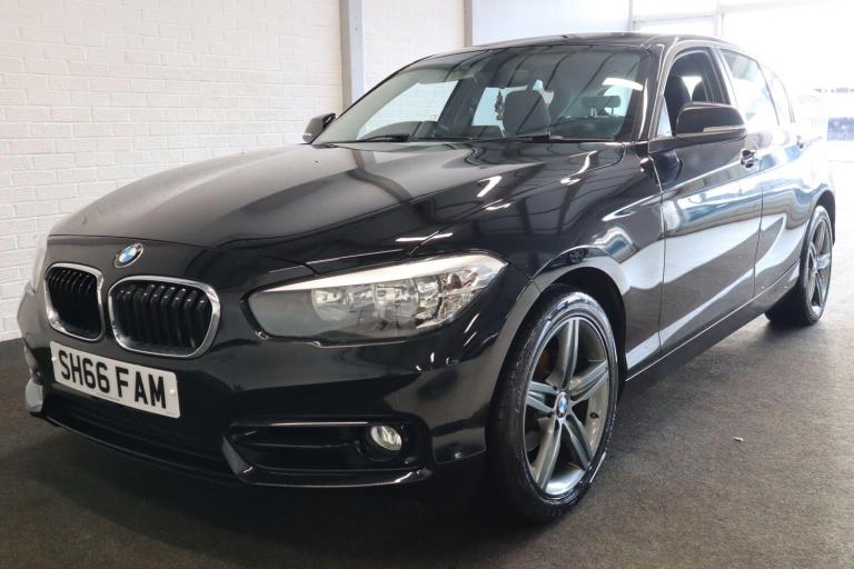 2016 BMW 1 Series 118d Sport 5dr [Nav] HATCHBACK DIESEL Manual
