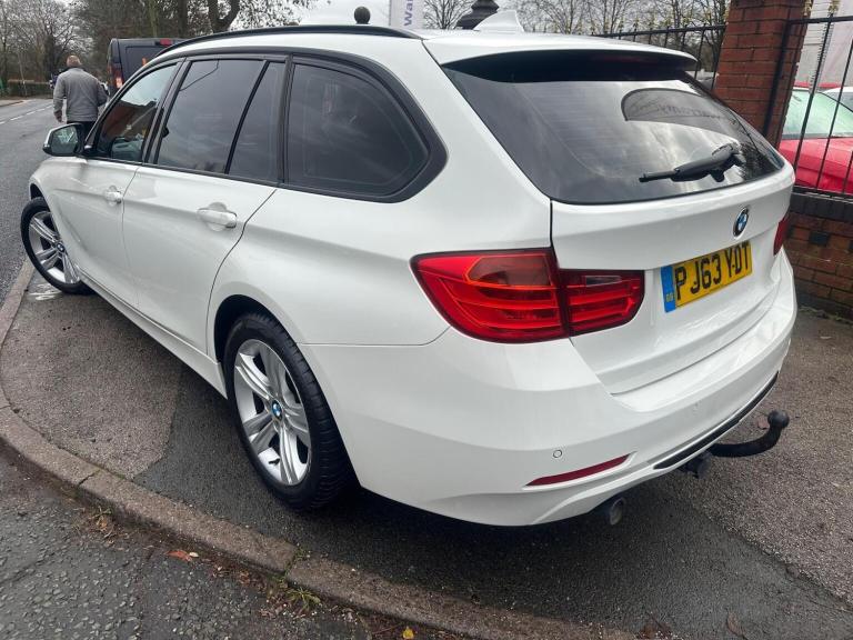BMW 3 SERIES 2.0 318d Sport Touring Auto Euro 5 (s/s) 5dr 2013