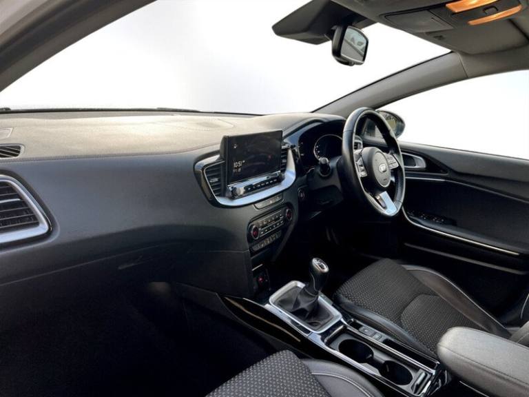 2021 Kia XCeed 1.0T GDi ISG 3 5dr HATCHBACK PETROL Manual