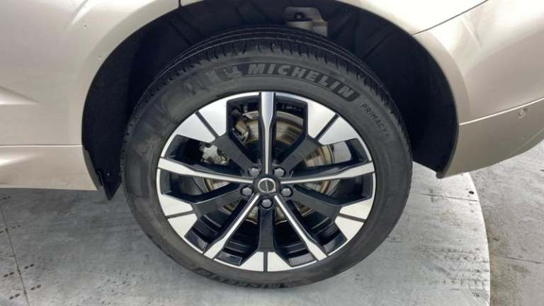 2025 Volvo XC60 Ultra T8 AWD Plug-in hybrid Electric/Petrol Bright Automatic SUV Hybrid Automatic