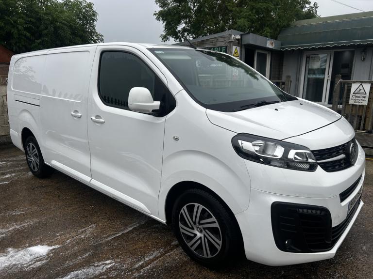 VAUXHALL VIVARO 1.5 Turbo D 2900 Sportivel lwb euro 6 no vat 2019