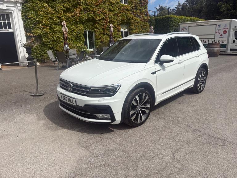 2016 Volkswagen Tiguan 2.0 TDI BlueMotion Tech R-Line SUV 5dr Diesel Manual