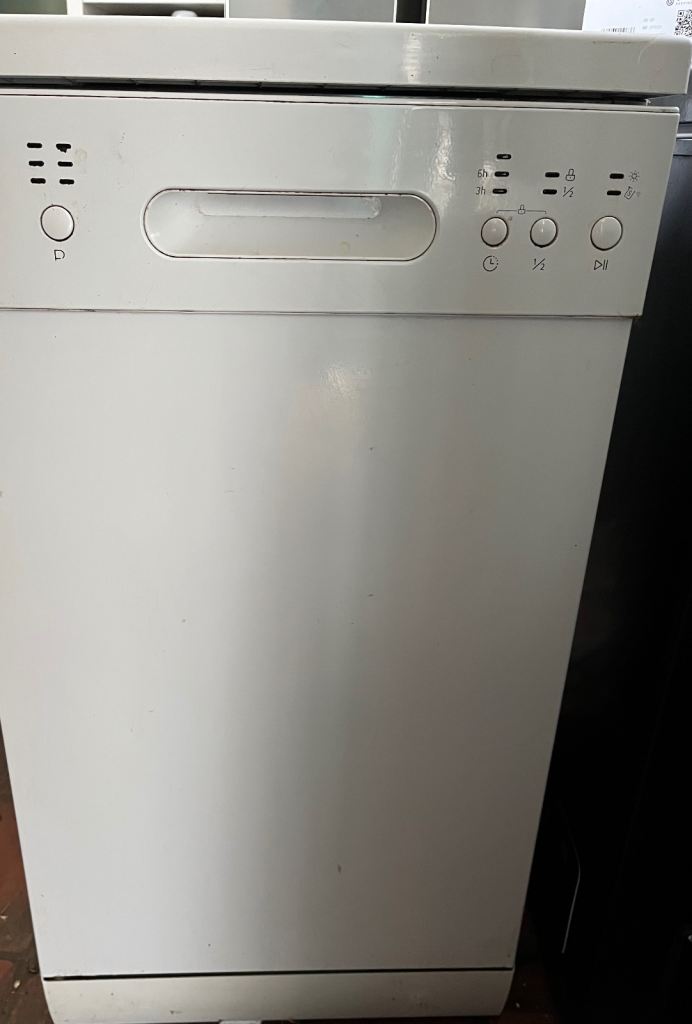 Free slimline dishwasher