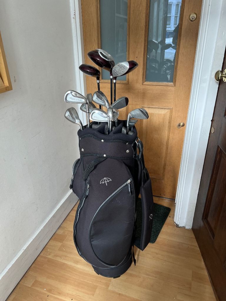 11 Bay Hill by Palmer Golf Clubs and Stand Bag