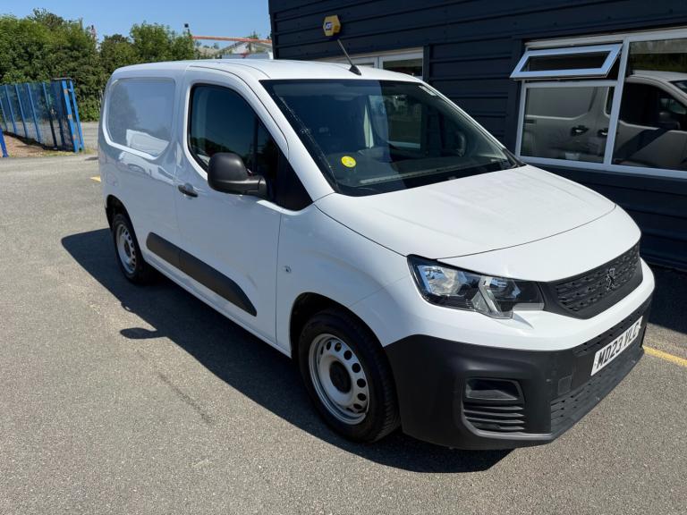 2023 Peugeot Partner 1000 1.5 BlueHDi 100 Professional Premium + Van PANEL VAN Diesel Manual