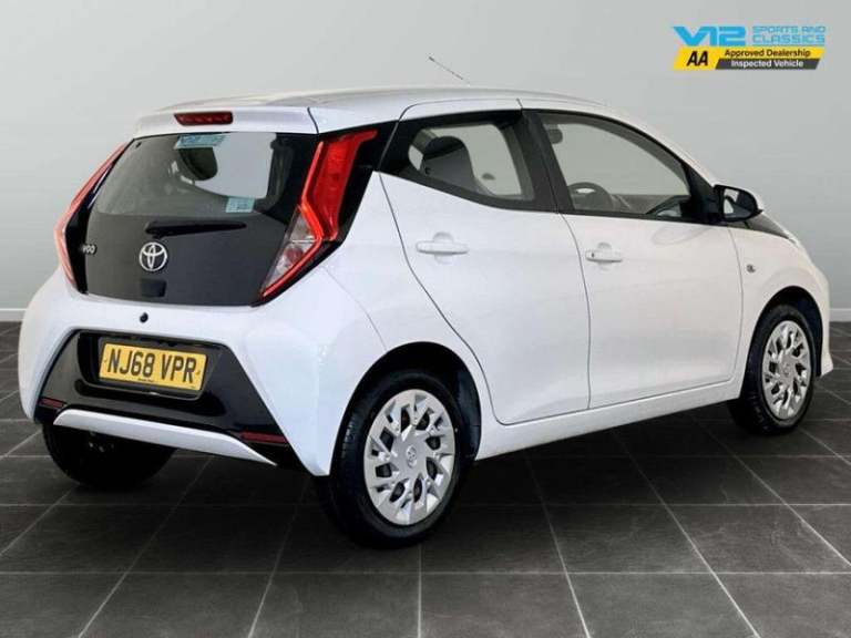 2018 Toyota AYGO 1.0 VVT-i X-Play 5dr HATCHBACK PETROL Manual