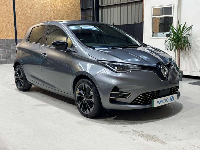 2022 Renault Zoe 100kW Iconic R135 50kWh Boost Charge 5dr Auto HATCHBACK ELECTRIC Automatic
