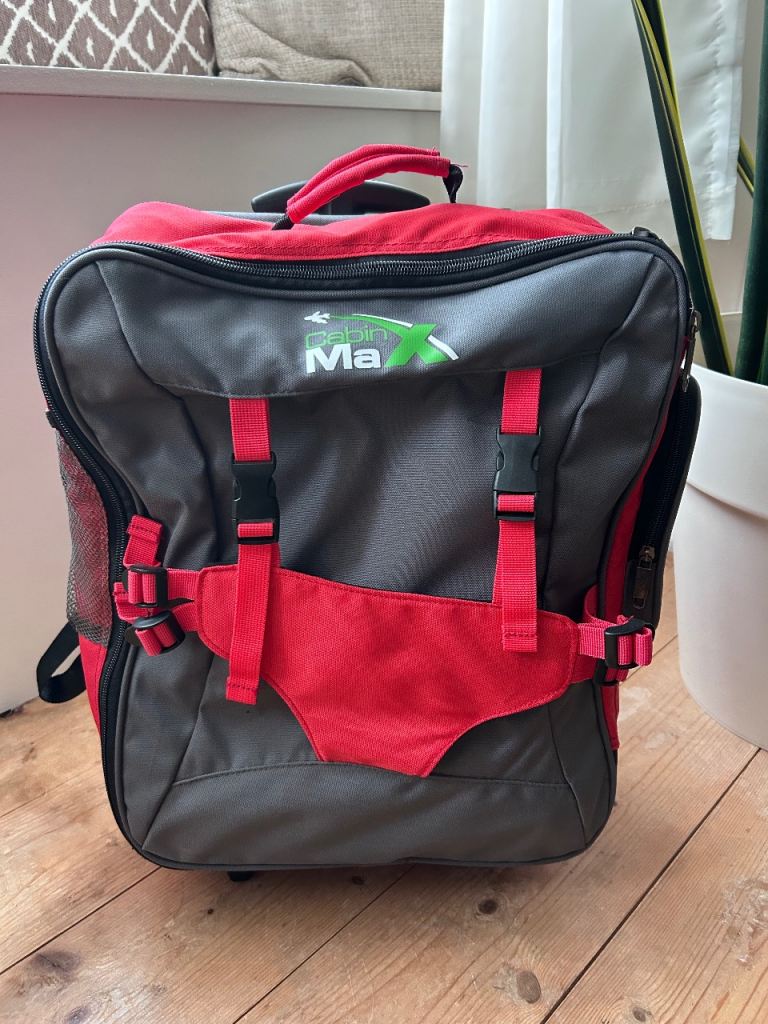 Cabin Max Travel Max Children's Suitcase Backpack – Good Condition