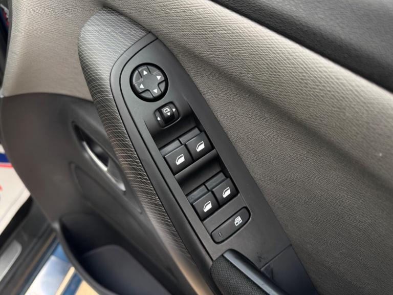 2015 Citroen C4 Picasso 1.6 BlueHDi Exclusive 5dr MPV DIESEL Manual