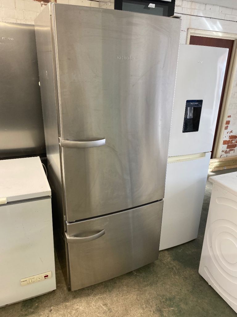 ✅🚚SILVER MIELE EXTRA LARGE FRIDGE FREEZER ALL WORKING £150 WE DO DELIVER