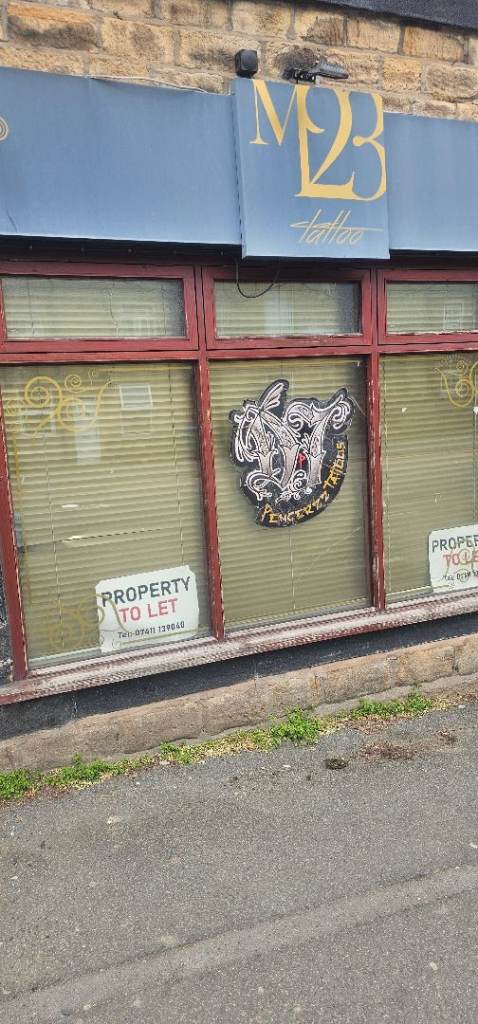 Shop with rooms 