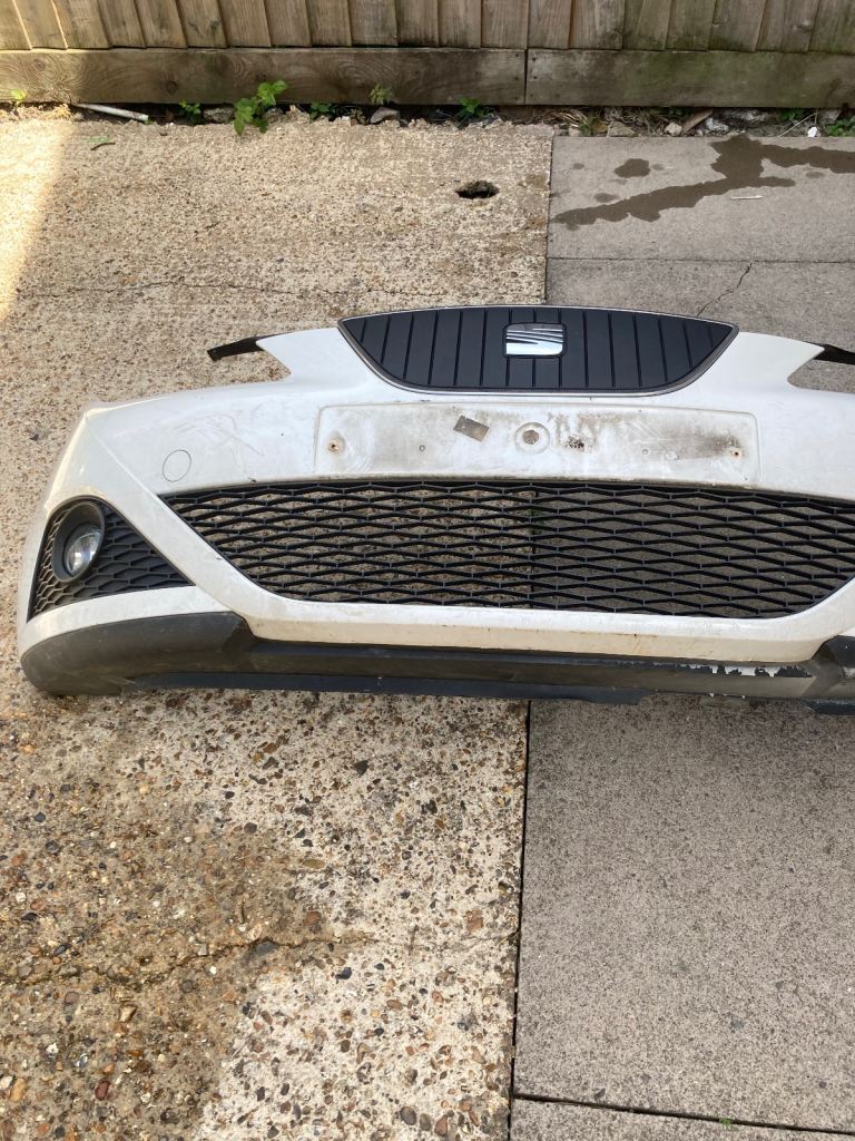 image for SEAT IBIZA FRONT BUMPER (M)