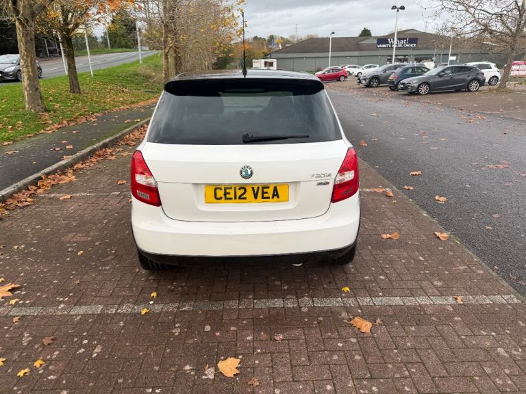 Skoda, FABIA, Hatchback, 2012, Manual, 1198 (cc), 5 doors