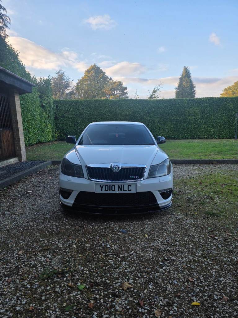 Skoda, OCTAVIA, Hatchback, 2010, Manual, 1984 (cc), 5 doors