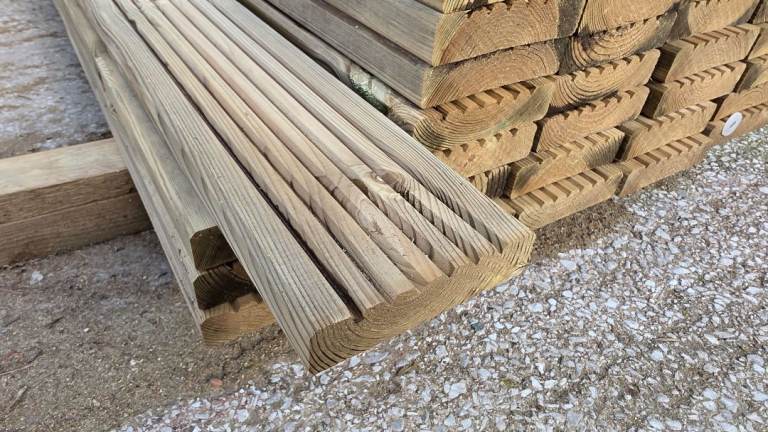 💥 Decking Boards 125mm X 30mm Pressure Treated Green