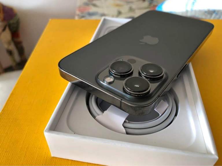 iPhone 13 Pro Unlocked 256gb %88 BH