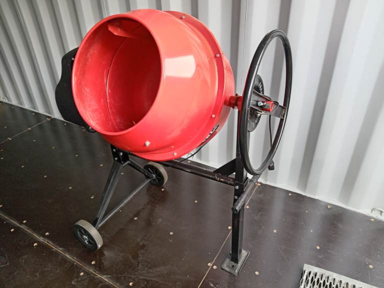 Electric Cement Mixer 140L 550W Portable. No offers!!! How many more times - NO OFFERS!!!! 