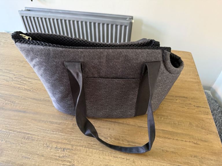 Dog carrier/bag 
