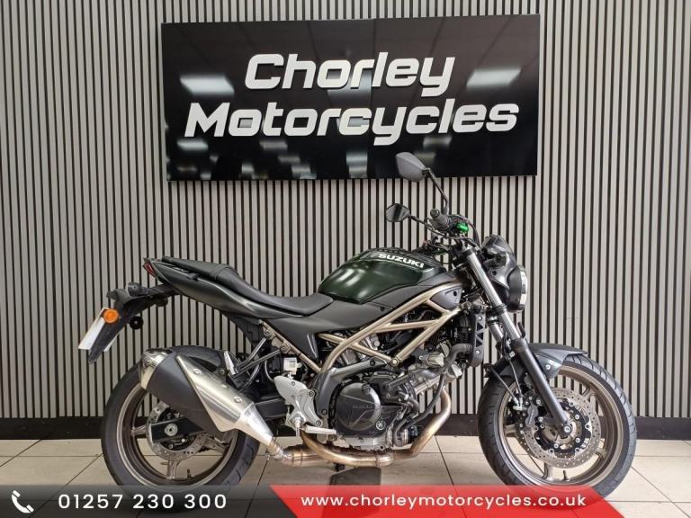2025 SUZUKI SV650 with 5250 MILES 1 OWNER   naked sports bike