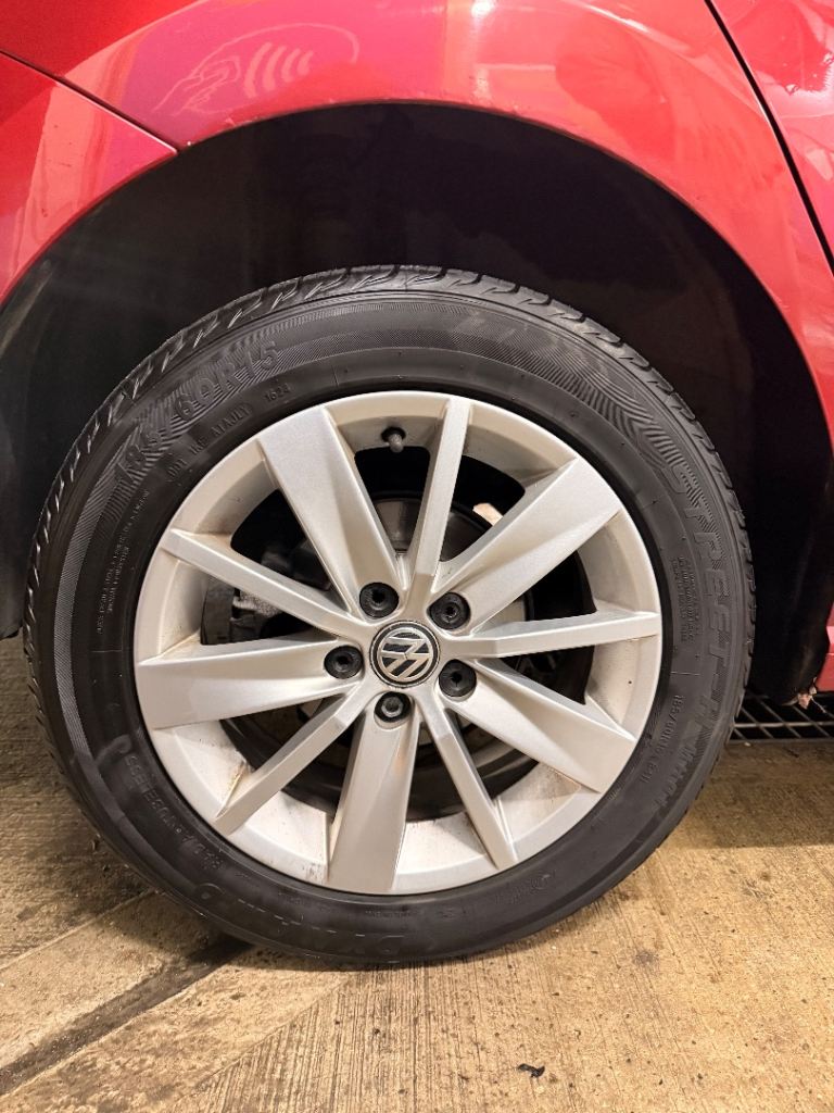 Volkswagen, POLO, Hatchback, 2015, Manual, 1197 (cc), 5 doors