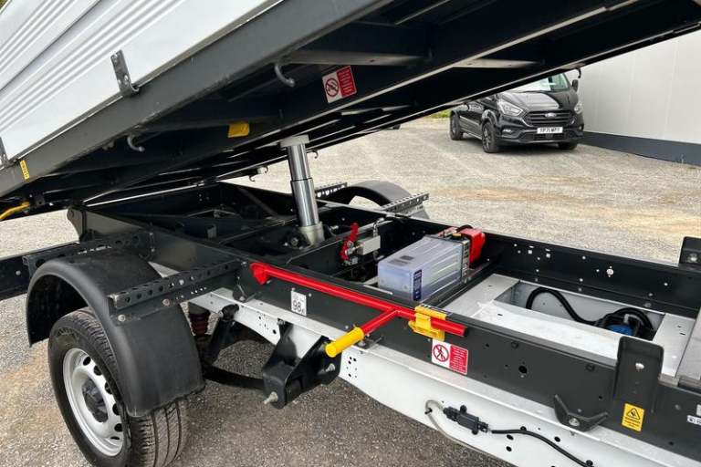 2025 Ford Transit 350 Leader L2 MWB Single Cab Tipper RWD 2.0 EcoBlue 165ps 1 Way DAP, FRONT  Tip...