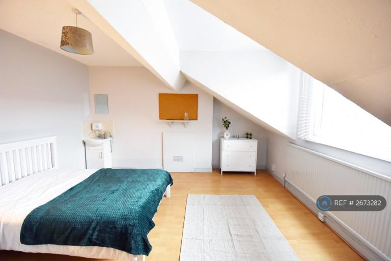 1 bedroom in Westcotes Drive, Leicester, LE3 (#2673282)