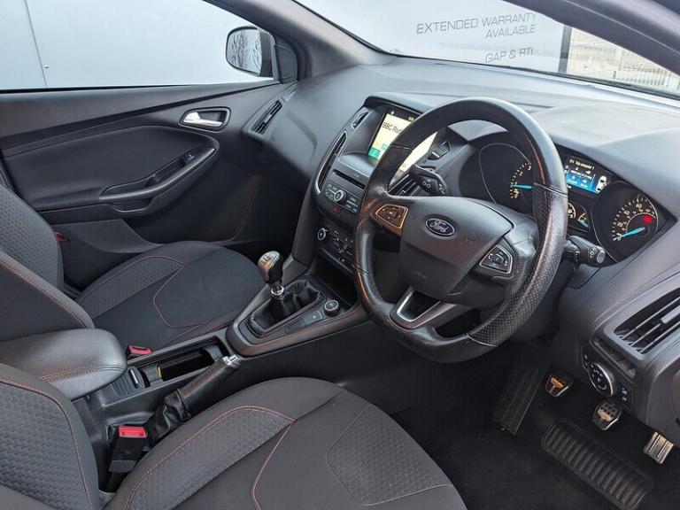 2018 Ford Focus 1.0 EcoBoost 140 ST-Line Navigation 5dr HATCHBACK PETROL Manual
