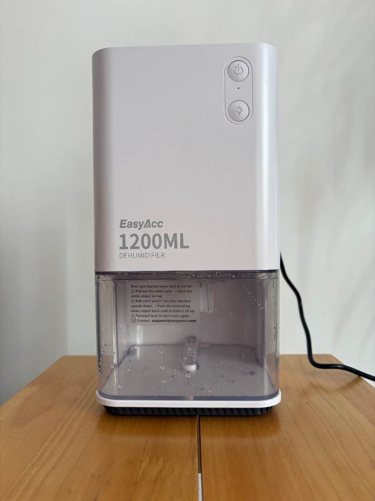 1200ML portable dehumidifier