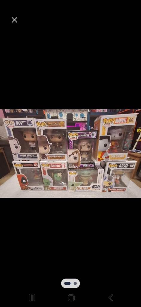 Funko pops ×8