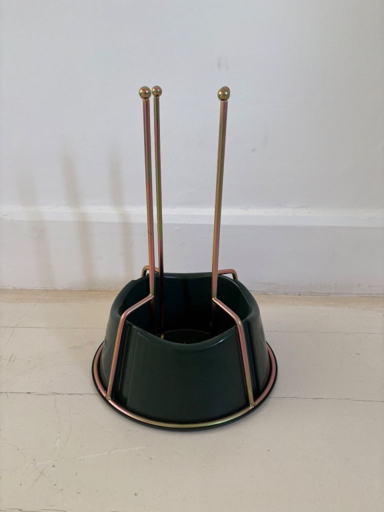 Green Christmas Tree Stand with Metal Arms