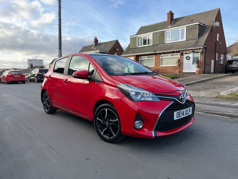 Toyota Yaris 1.3 Sport VVT-I 5 Door *Pan Roof*