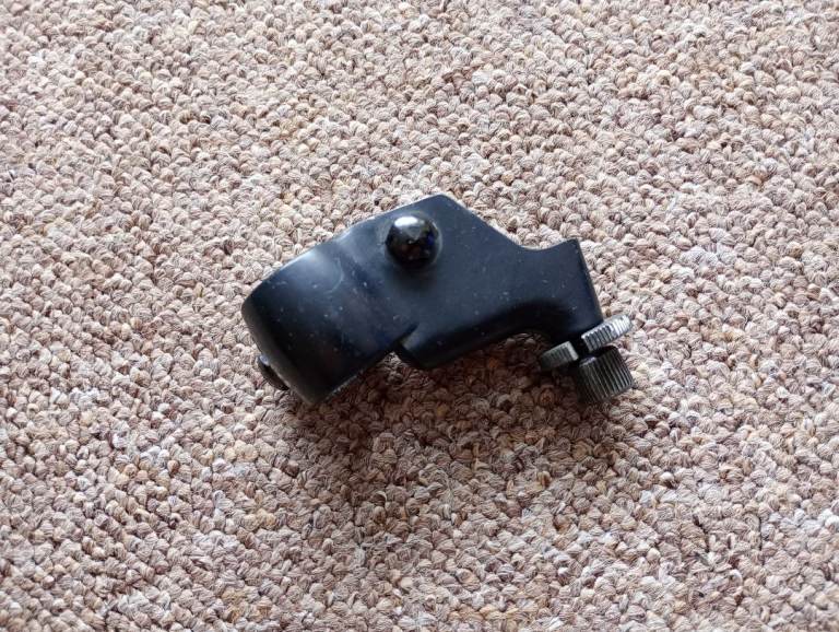 Suzuki GSXF 600 Clutch Lever Bracket 1993 katana