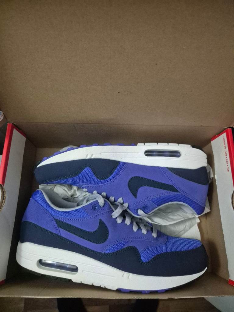 Ultra rare NIKE AIRMAX 1 PERSIAN VOILETS size 9 DEAD STOCK 12 years old never worn   