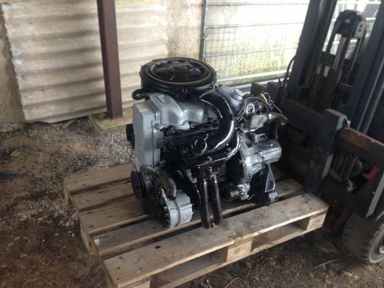 FORD CVH 1.4 1987 COMPLETE ENGINE + BOX ONLY 27.000 MILES 
