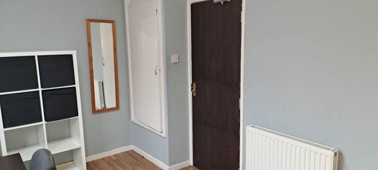 Student Single Room Near George Square: All Bills Included 