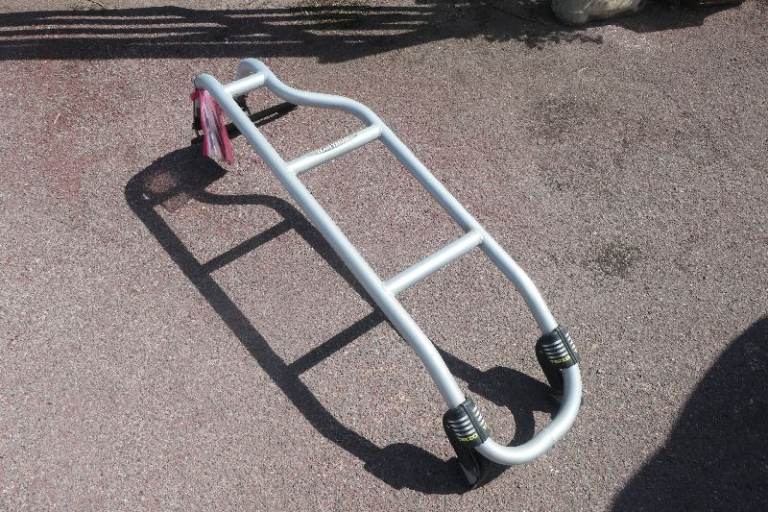 TAILGATE LADDER