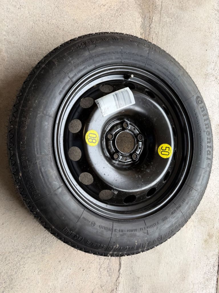 BMW X5 (E70) run flat wheel, tyre & jack kit