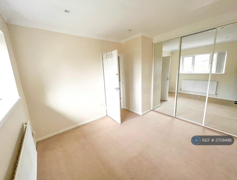 2 bedroom house in Trafford Drive, Little Hulton, Manchester, M38 (2 bed) (#2709498)