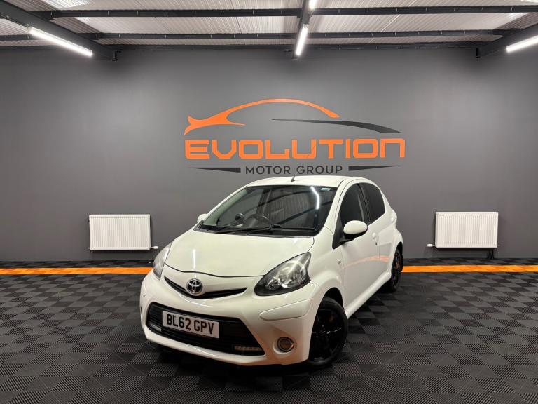 2013 Toyota AYGO 1.0 VVT-i Fire 5dr [AC] HATCHBACK Petrol Manual