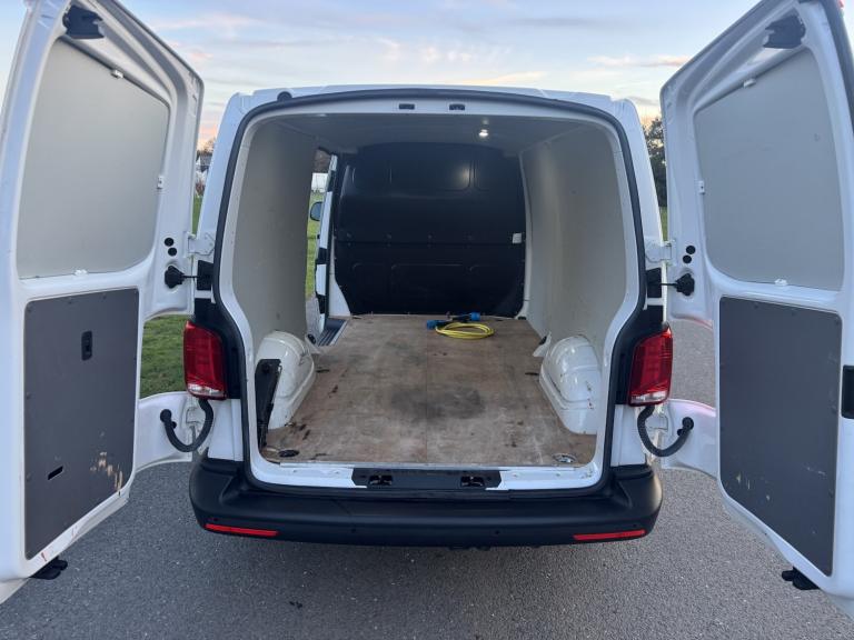 VOLKSWAGEN TRANSPORTER e 110 37.3kWh 2021