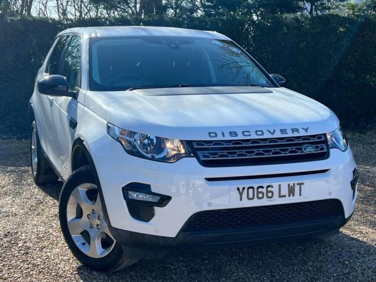 2017 Land Rover Discovery Sport 2.0 TD4 Pure Edition SUV 5dr Diesel Manual 4WD Euro 6 (s/s) (5 Se...