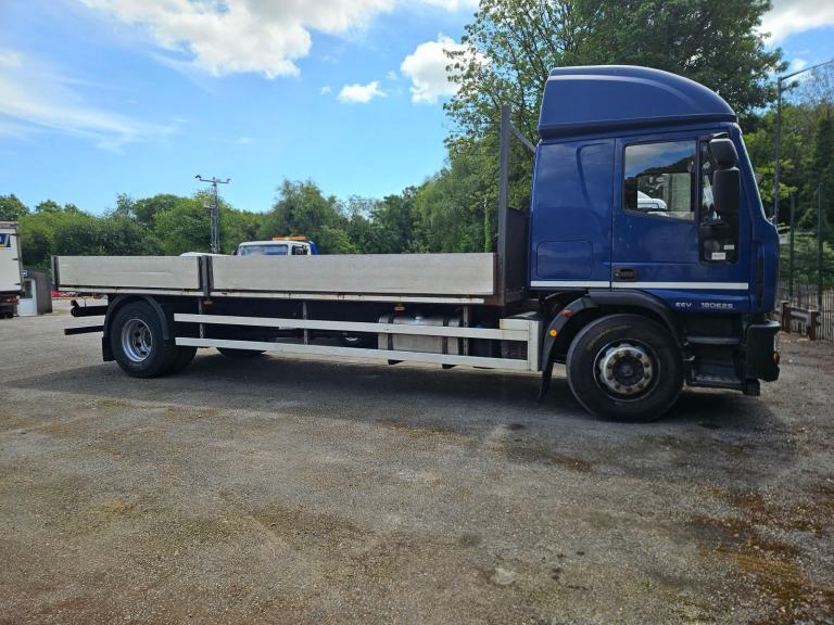2012 Iveco 18 TON drop side/ new mot/ low kms for year