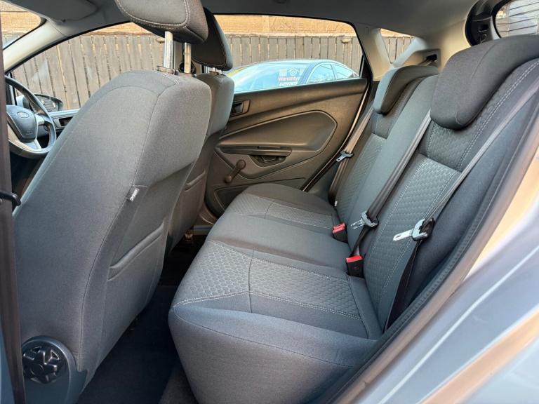 2010 Ford Fiesta 1.25 Zetec 5dr [82] HATCHBACK Petrol Manual