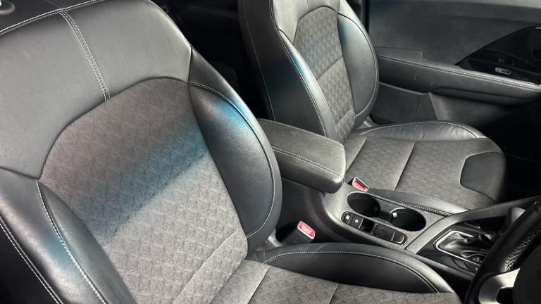 2020 Kia Niro 1.6 GDi Hybrid 2 5dr DCT Hybrid Estate Estate Hybrid Automatic