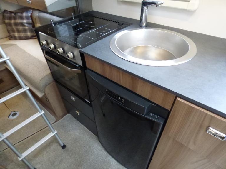 Swift Escape Compact C404 Motorhome DIESEL MANUAL 2021/71