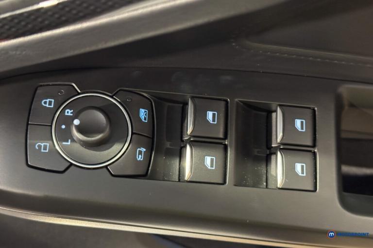 2022 Ford Focus 1.0 EcoBoost Hybrid mHEV 155 ST-Line Vignale 5dr Hatchback Petrol Manual